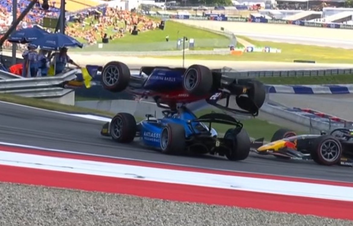 F2, Áustria: Acidente aparatoso no arranque da corrida sprint