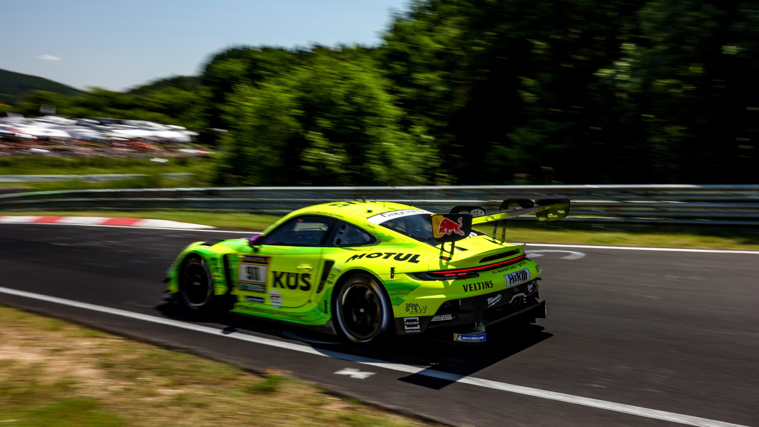 24h Nurburgring: Kevin Estre faz a pole