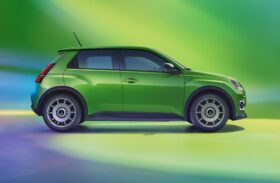Renault abre encomendas para o 5 mais barato thumbnail