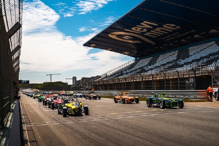 Caterham Motorsport Ibéria: Zandvoort recebeu o espetáculo dos Caterham