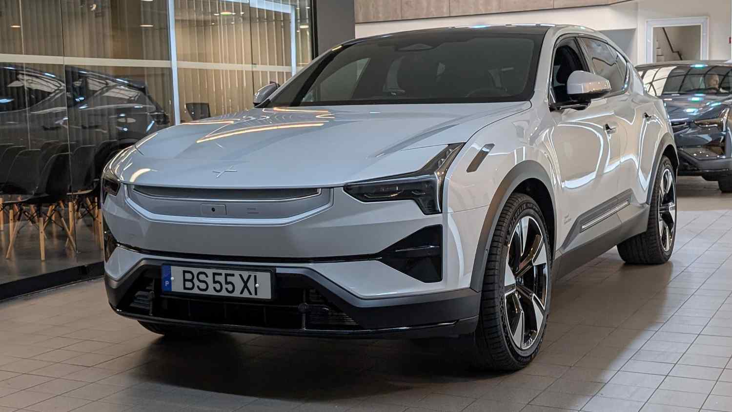 Polestar 3 ganha versão Long Range RWD thumbnail