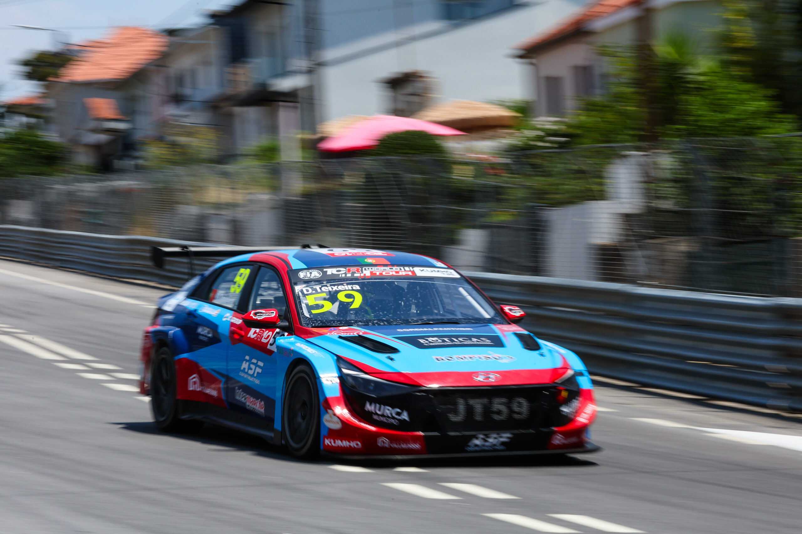 TCR World Tour, Daniel Teixeira: David contra Golias