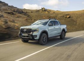 Ford Ranger PHEV com 52 km em modo EV thumbnail
