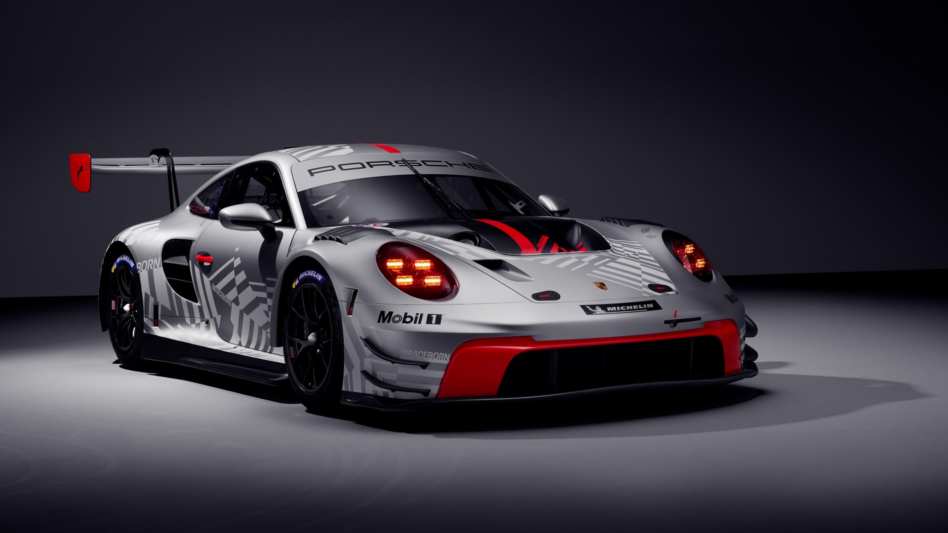 Porsche 911 GT3 R (geração 992) foi atualizado