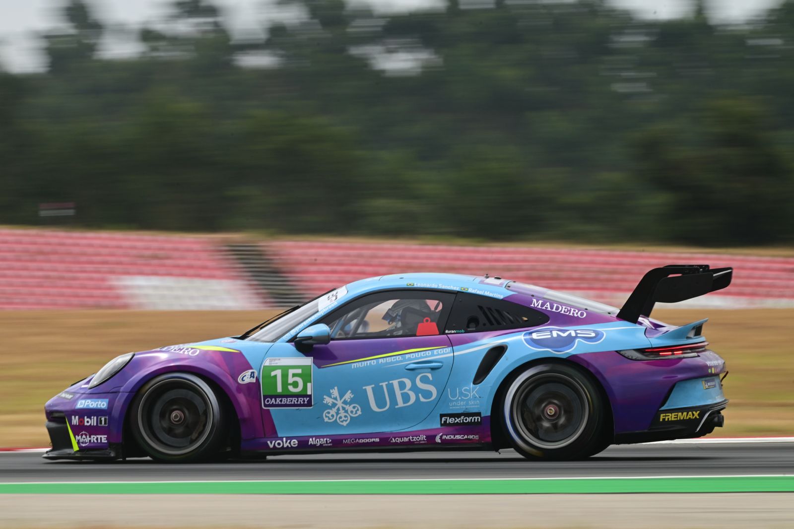 Leonardo Sanchez disputa etapa decisiva da Porsche Cup Brasil, no Estoril