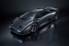 Eccentrica V12 Titano: o “Diablo” está nos detalhes thumbnail