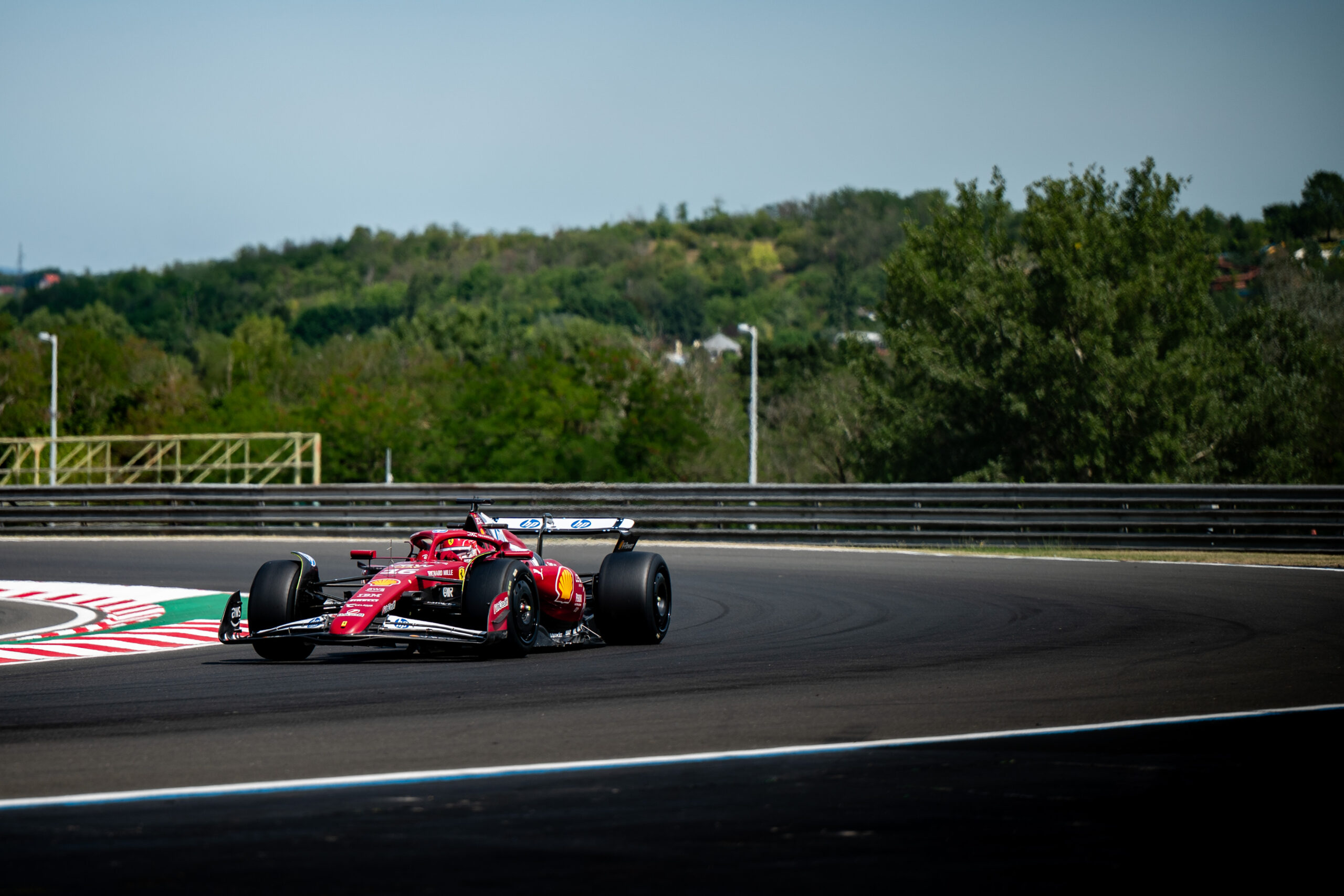 F1: Pirelli concluiu testes dos novos pneus na Hungria, Leclerc fez 144 voltas