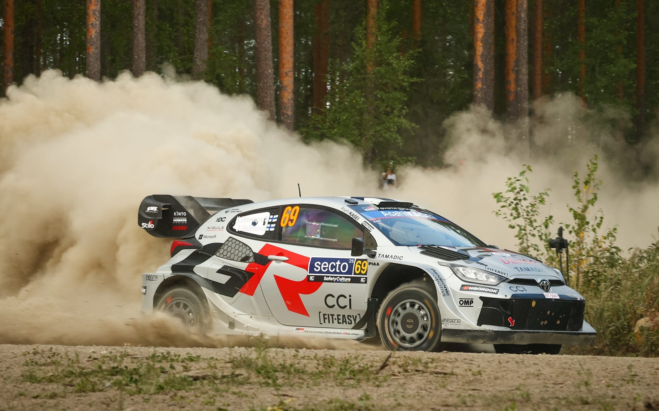 WRC, Rali da Finlândia: Kalle Rovanperä vence e aumenta vantagem, Neuville e Katsuta empatados