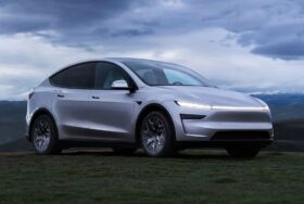 Tesla Model Y L à venda na China thumbnail
