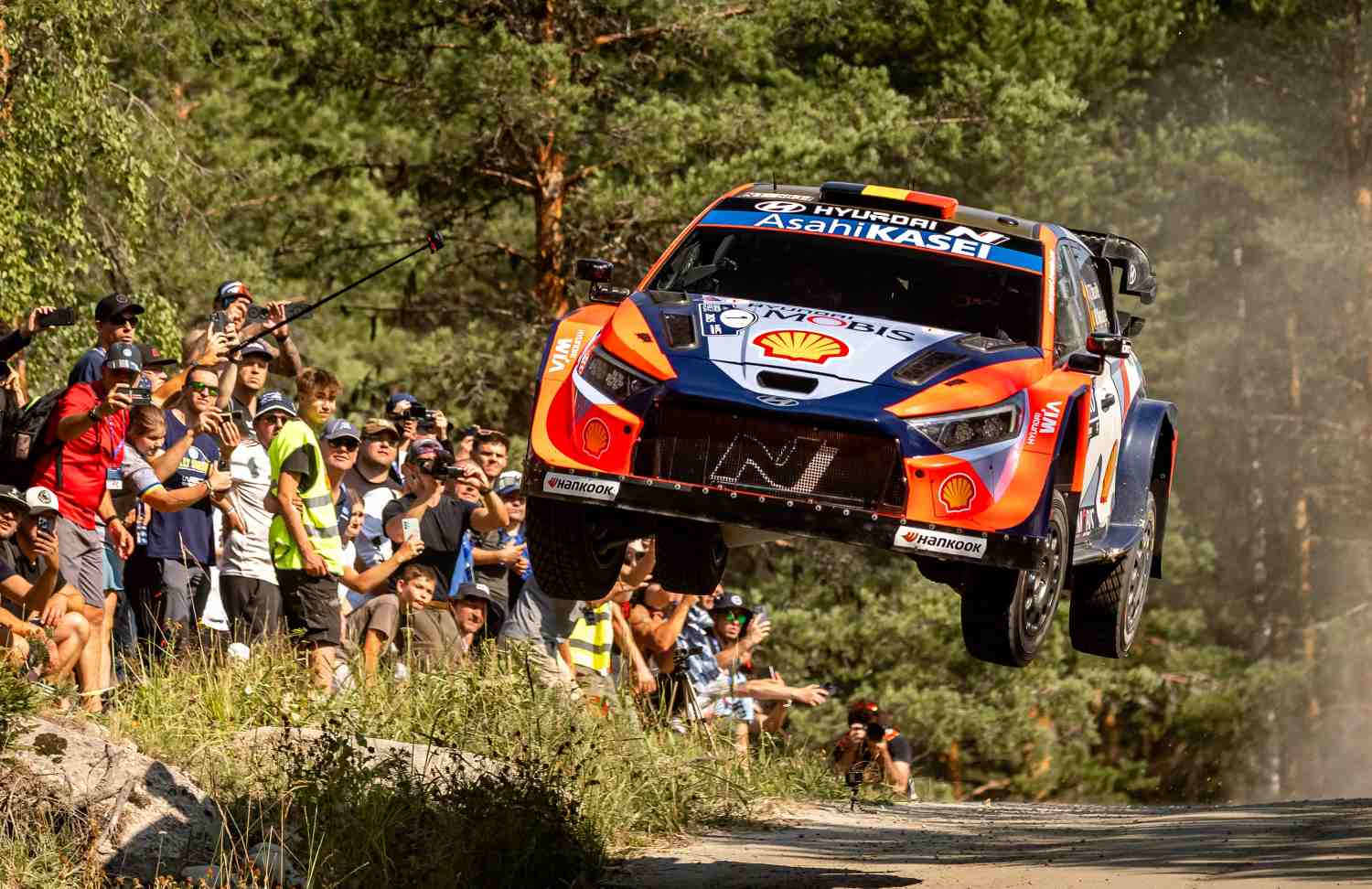 WRC, Rali da Finlândia/PEC13: Neuville recupera um pouco, furo lento ‘trama’ Rovanpera…