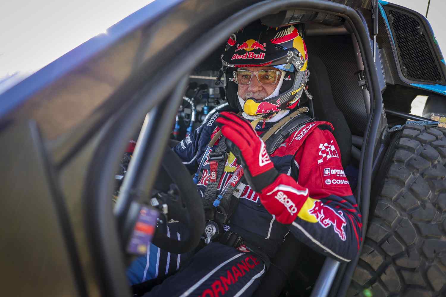 Carlos Sainz: “O Raptor? temos de esperar mais um pouco, a ‘foto’ será mais clara em Marrocos”