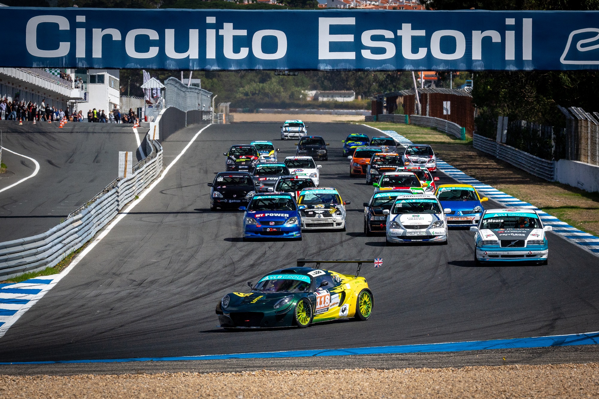CPVSL, Estoril: Corrida 2 contribuiu para um domingo cheio de ação