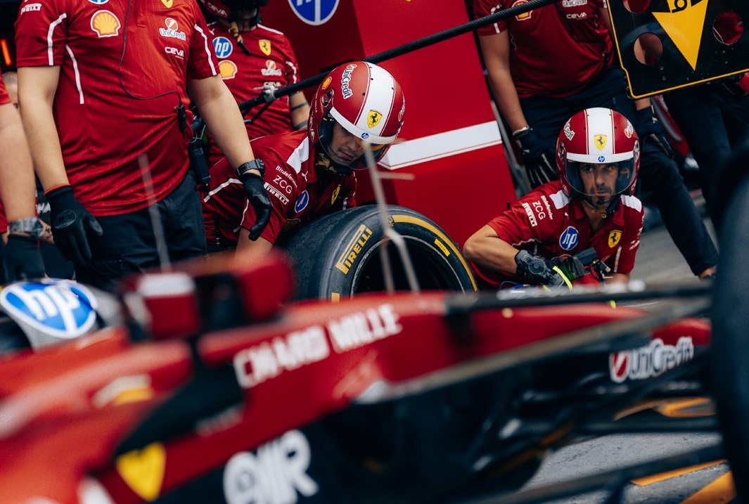 GP do Azerbaijão F1, Charles Leclerc: “Estava a melhorar, até colocarmos os pneus médios”