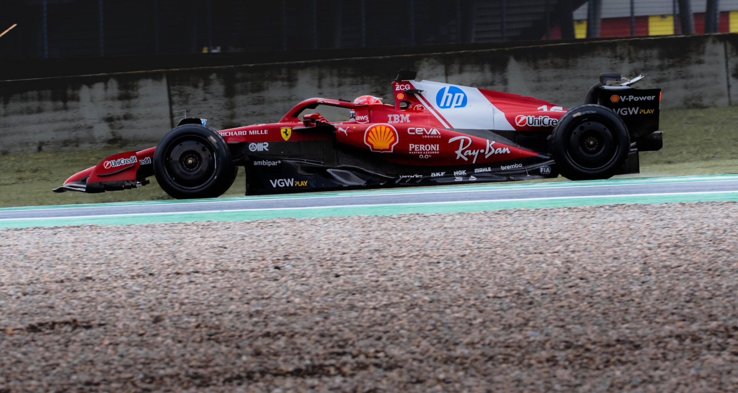 F1: Chuva complicou teste da Pirelli em Mugello