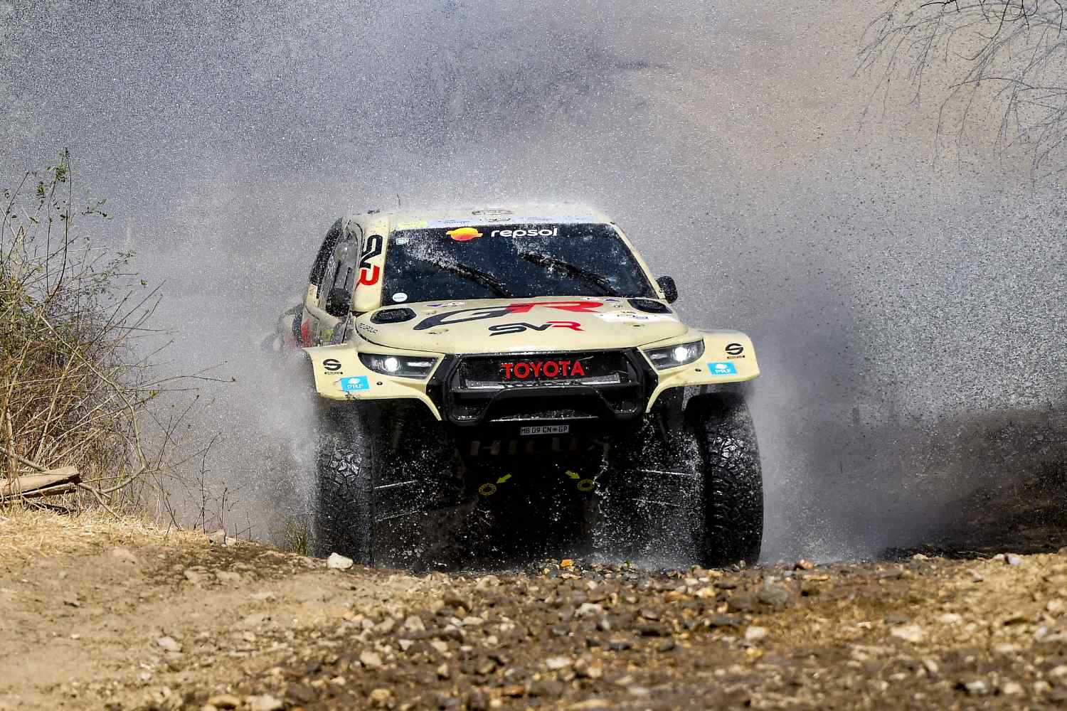 Rally Raid Portugal/Etapa 1, João Ferreira 3º: “apanhamos o pó do Loeb e do Sainz”