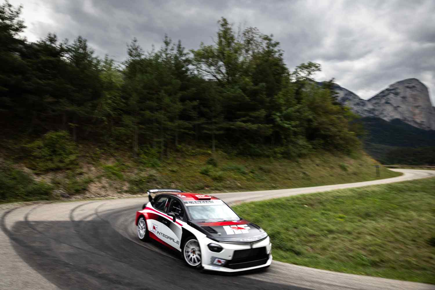 Lancia Ypsilon Rally2 HF Integrale: o regresso de uma lenda dos ralis
