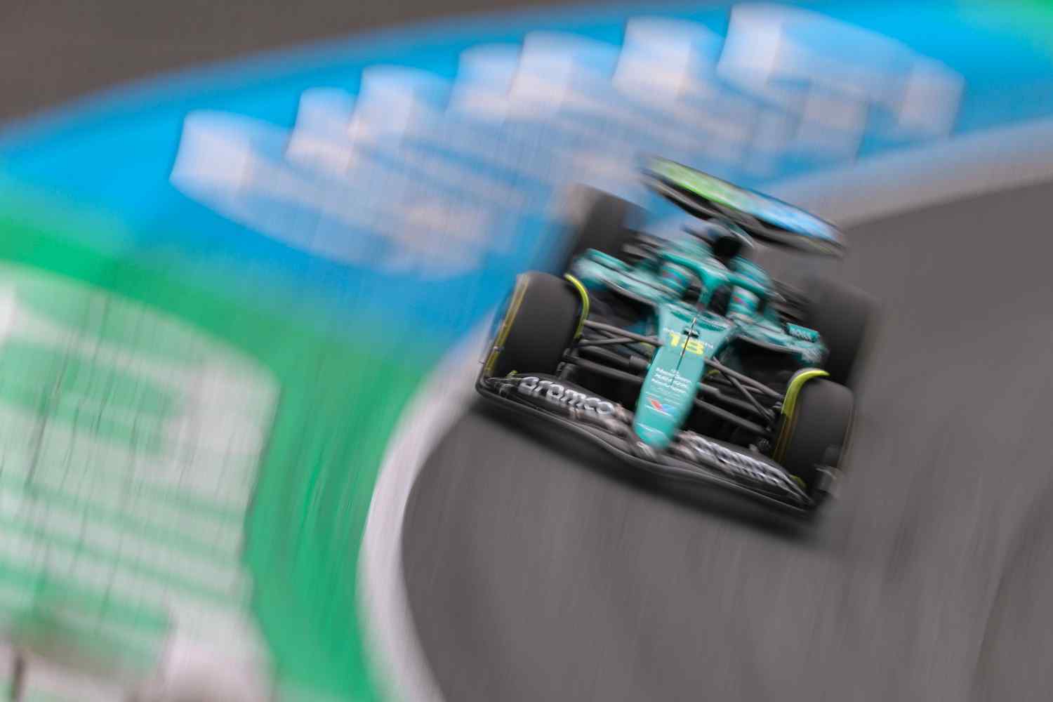 F1: Lance Stroll ultrapassa adversidades, e já está na frente de Alonso no campeonato