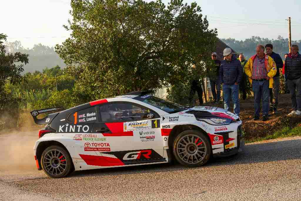 CPR, Rali Vidreiro, PEC4: Meeke ganha 0.2s a Sordo, 0.6s separa-os…