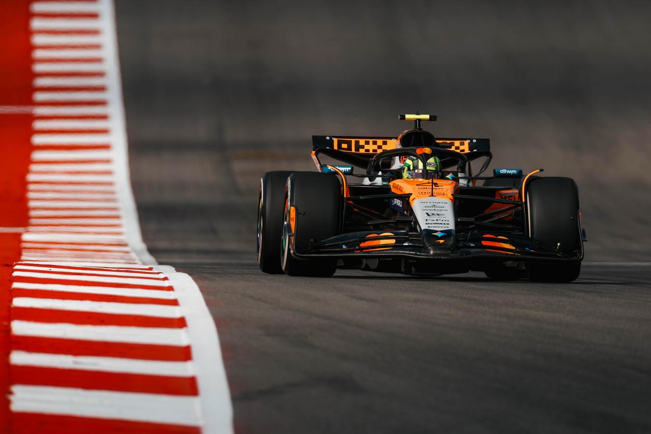 GP dos EUA, TL1: Lando Norris lidera sessão movimentada