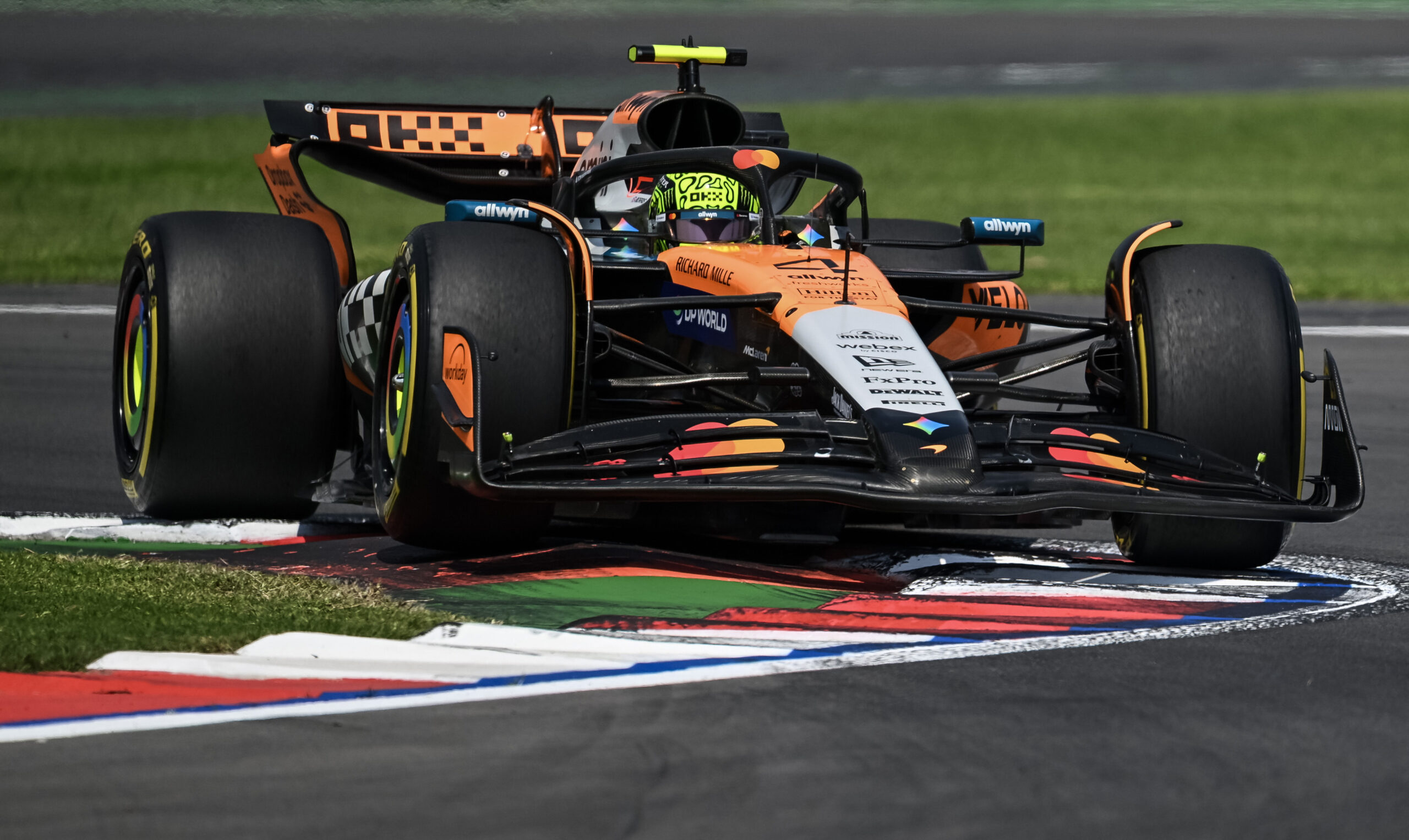 GP México F1, TL3: McLaren responde e Lando Norris faz o melhor tempo