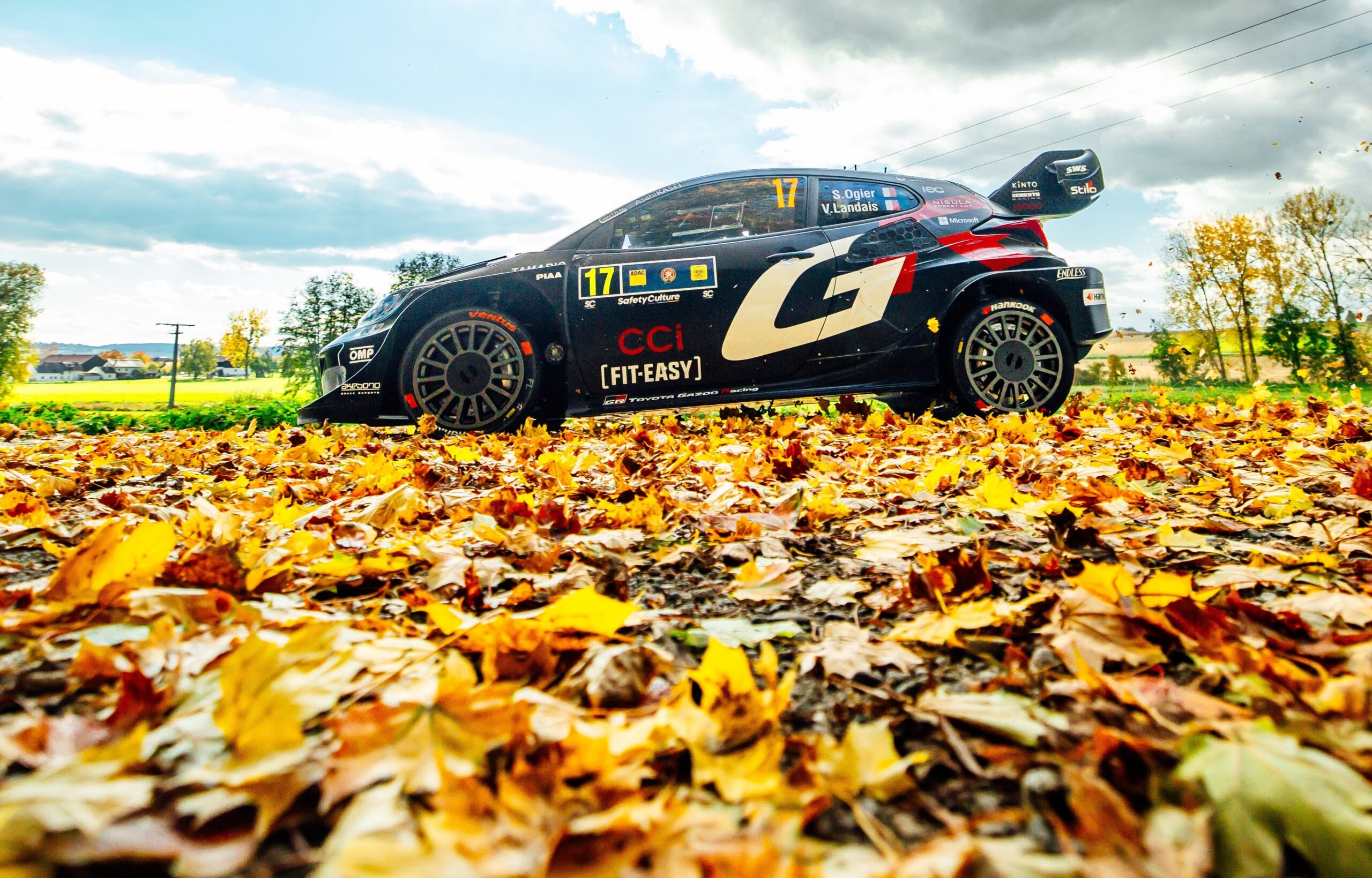 WRC, Rali da Europa Central/PEC5: Ogier responde e afasta-se de Rovanperä