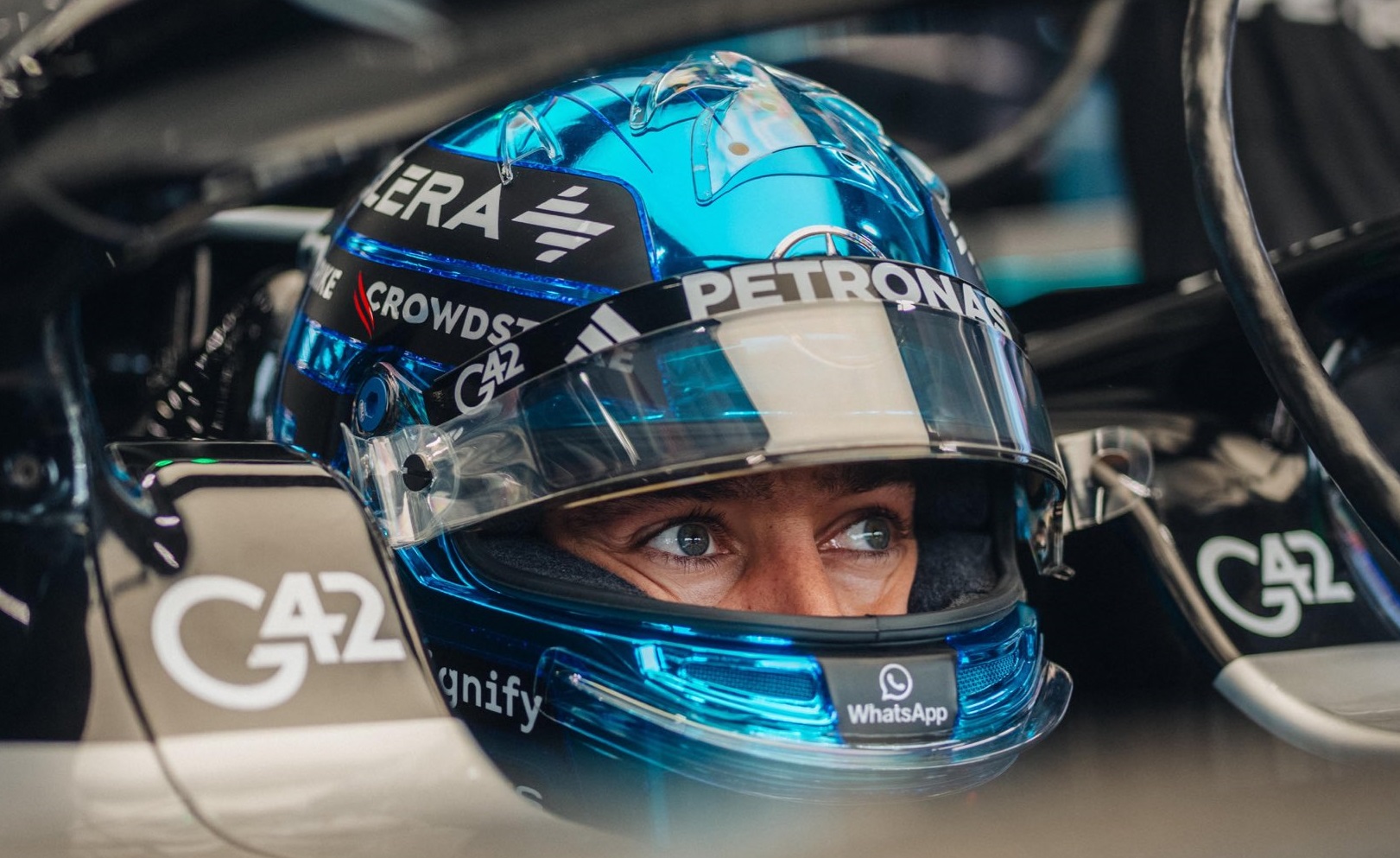GP Singapura F1: George Russell pediu desculpa à equipa, mas não está preocupado