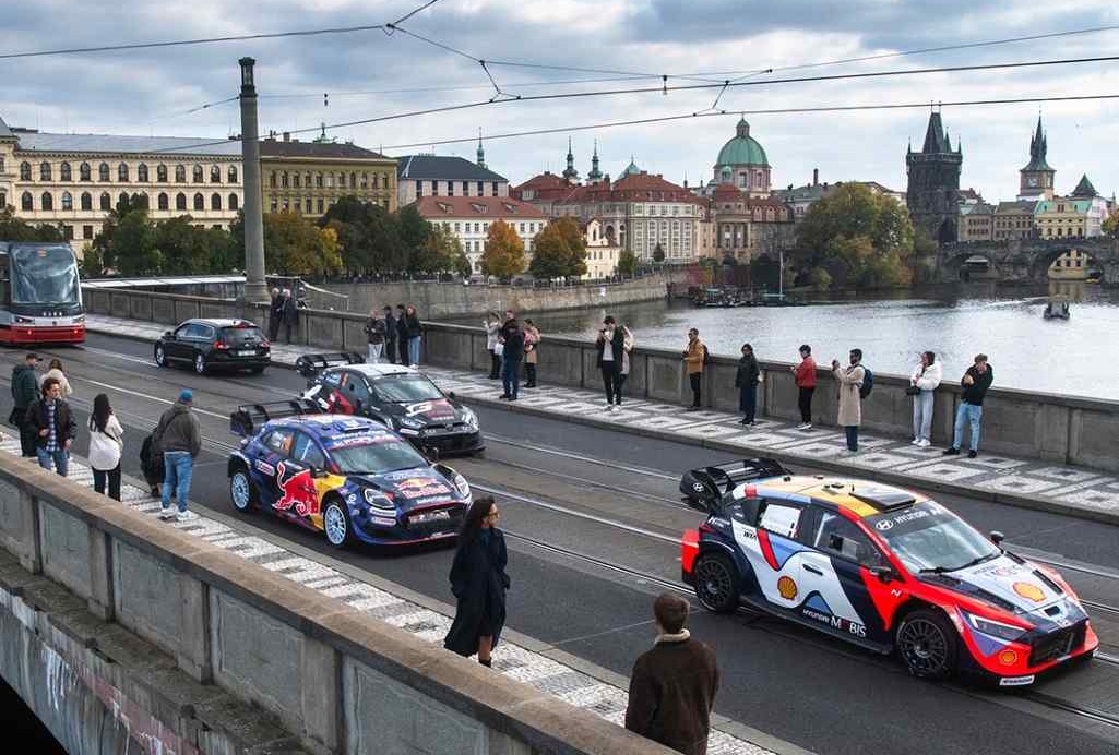 WRC, Rali da Europa Central: três Toyota e um Hyundai na luta, mas ao longe…