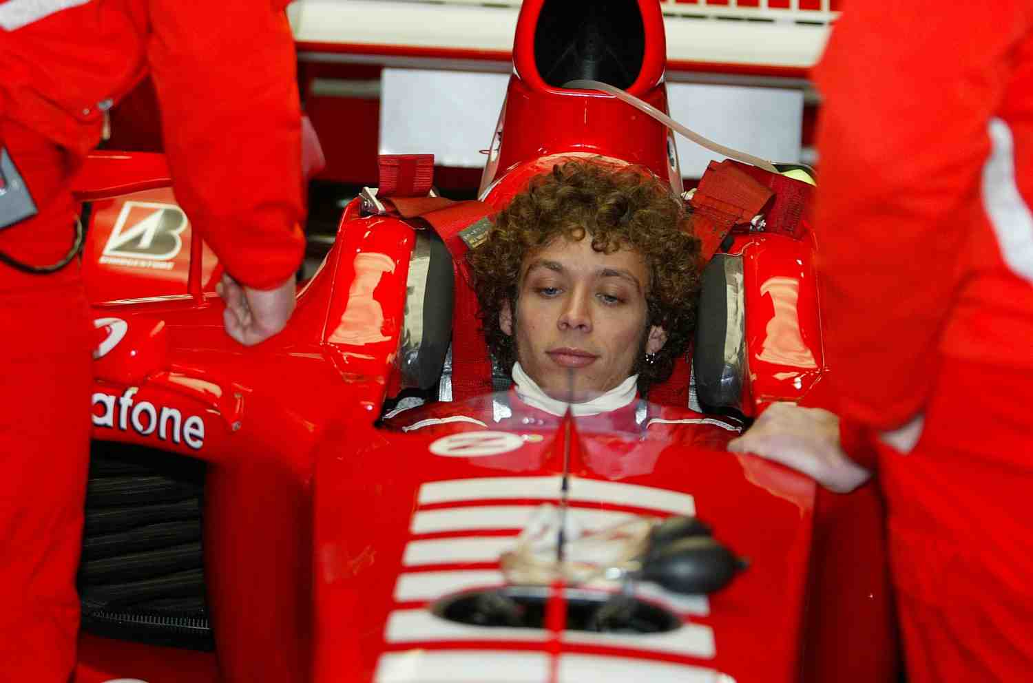 Uma ‘bomba’ que nunca rebentou na F1: Raikkonen e Rossi na Ferrari