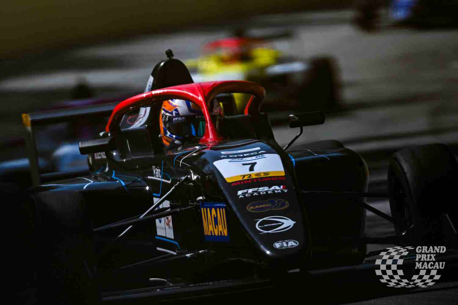 Jules Roussel faz história e conquista a Taça do Mundo FIA F4 em Macau