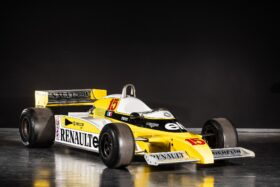 Renault vai vender 100 modelos históricos thumbnail