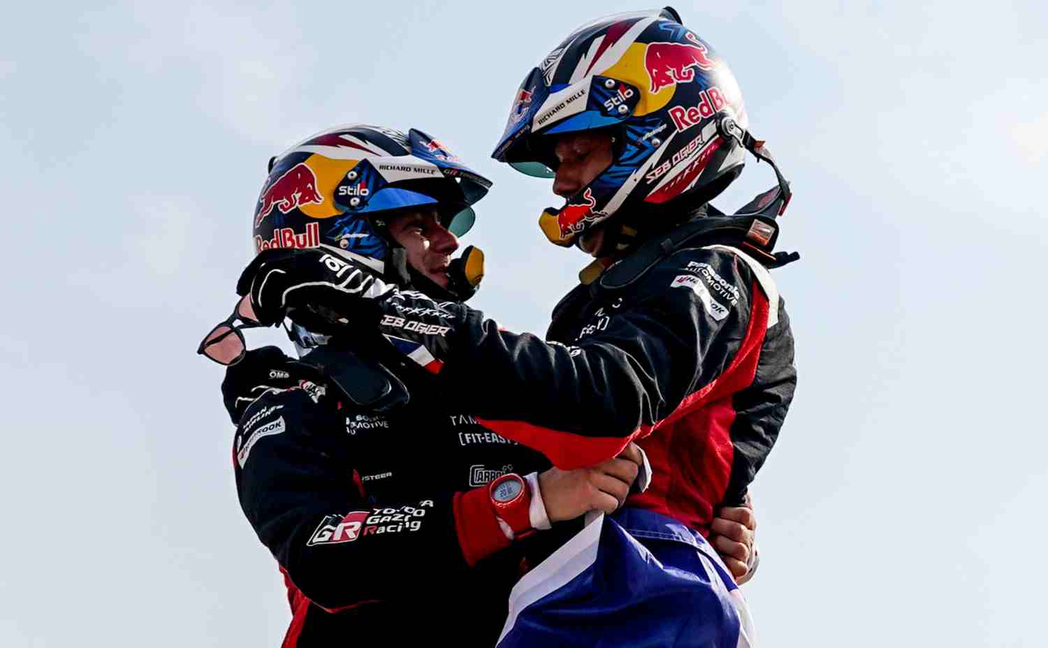 “Estou super feliz por dar as boas-vindas a um novo membro no clube dos campeões”, diz Ogier, de Vincent Landais