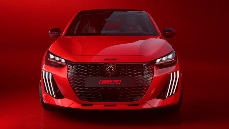 Peugeot prepara mais versões GTI
