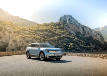 Ford: bateria nova no Capri e no Explorer