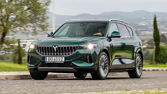 Voyah Free Luxury thumbnail