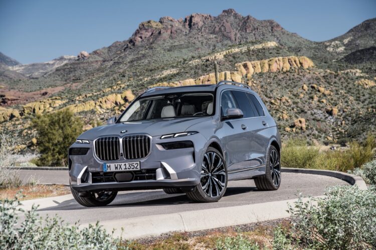 Pede-se BMW X7 ainda maior!