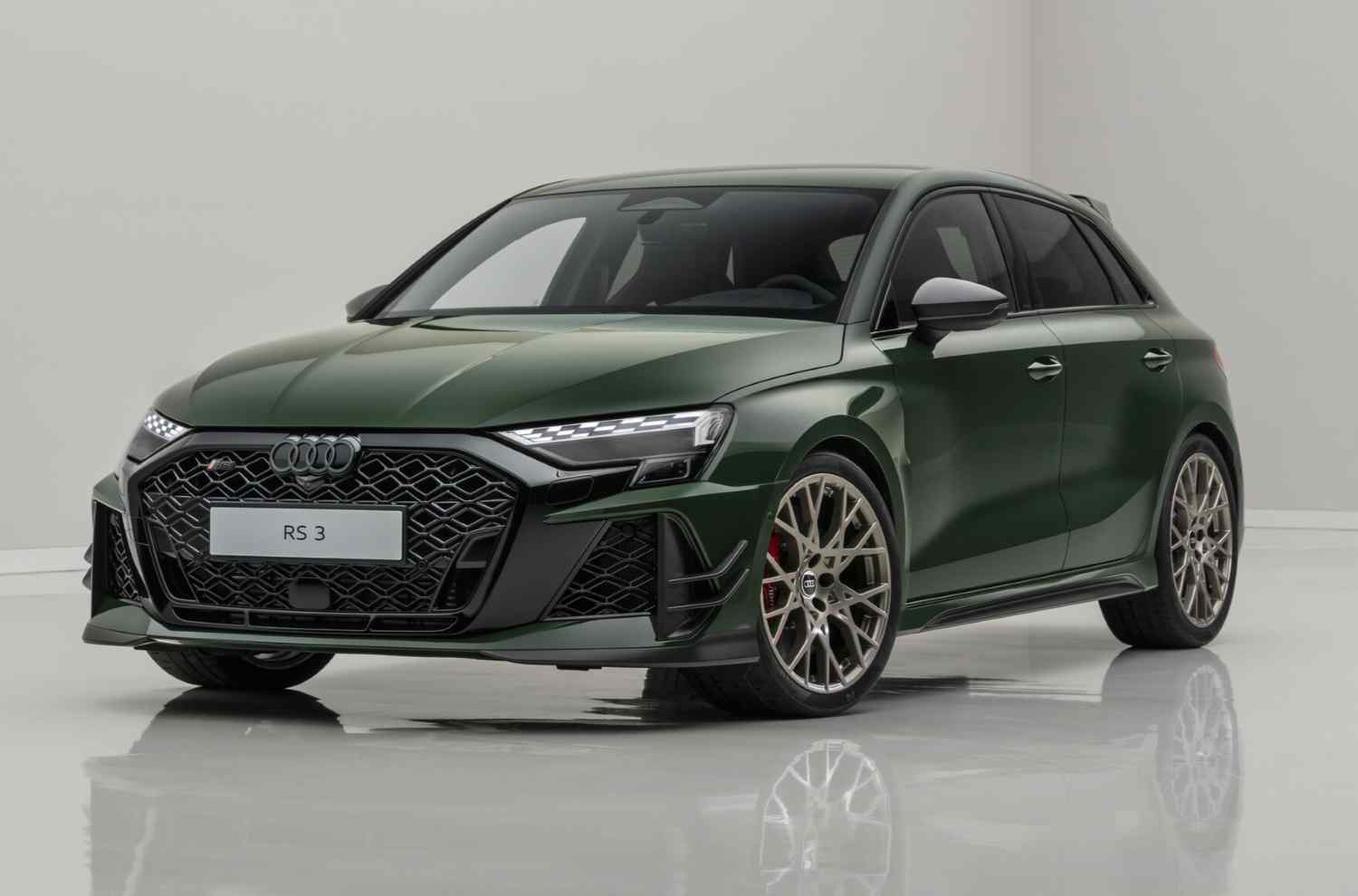 Audi RS 3 Competition Limited thumbnail