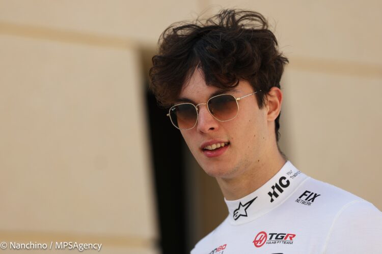 F1: O que disse Ayao Komatsu a Oliver Bearman, após o acidente