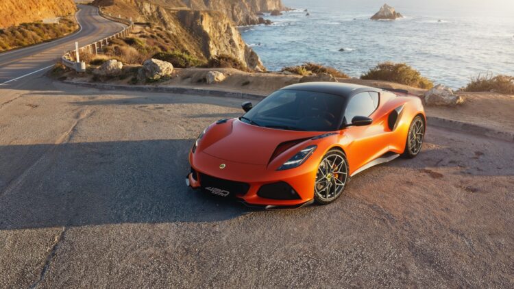 Lotus Emira 420 Sport tem 420 cv