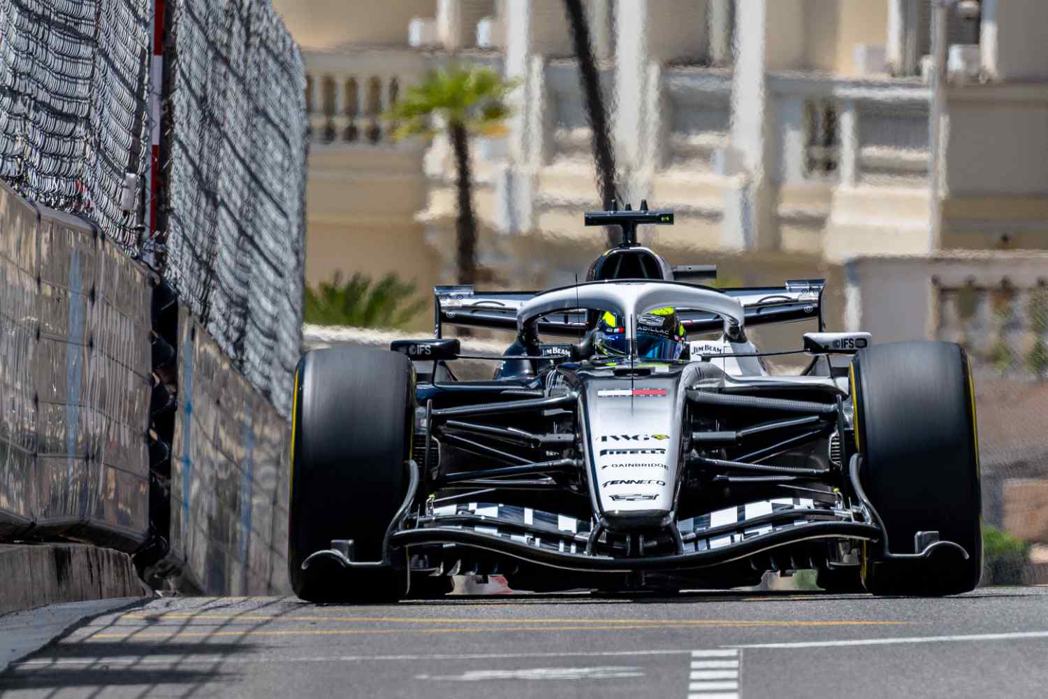 GP Mónaco de F1: Sergio Pérez penalizado, Cadillac perde ponto
