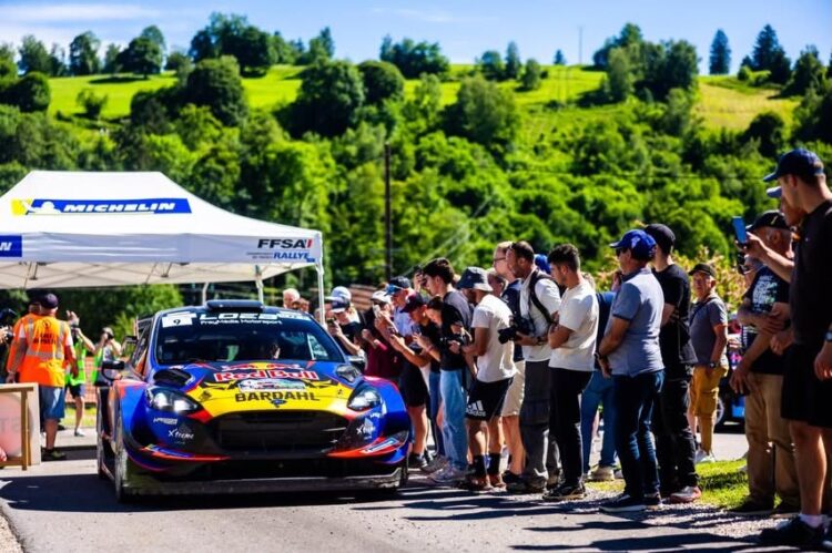 Mais uma vitória num rali para Sébastien Loeb