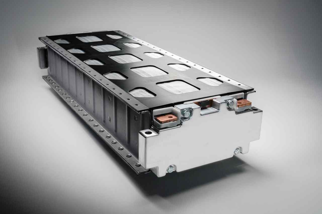Baterias de estado sólido num Dodge Charger Daytona