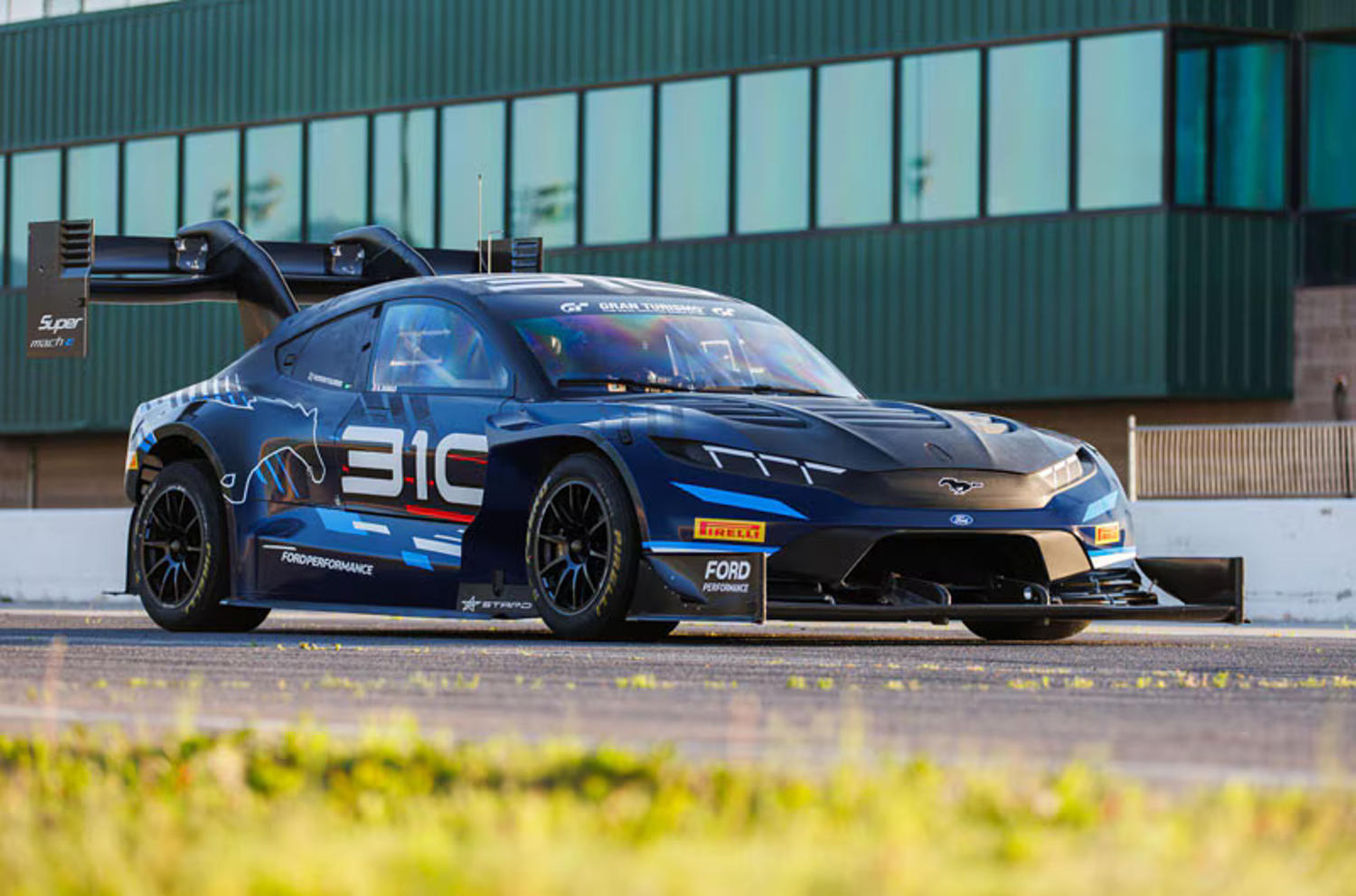 Pikes Peak: Ford leva o Super Mustang Mach‑E