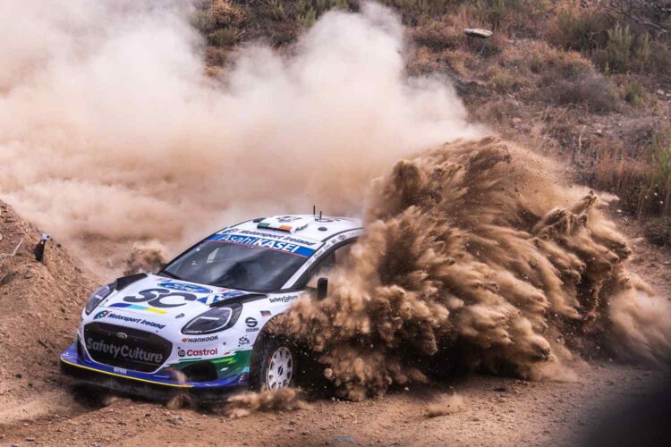 WRC, Rali da Acrópole/PEC5: Jon Armstrong (Ford Puma Rally1) estreia-se a vencer troços