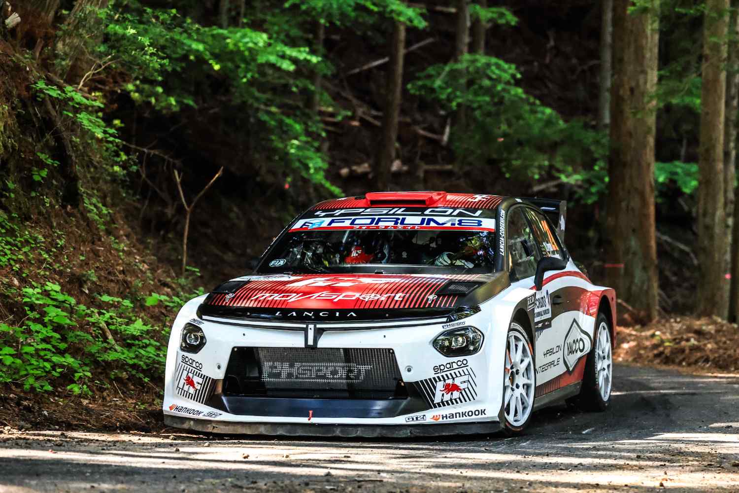 Lancia reforça presença no WRC2 com lançamento da 2C Junior Team