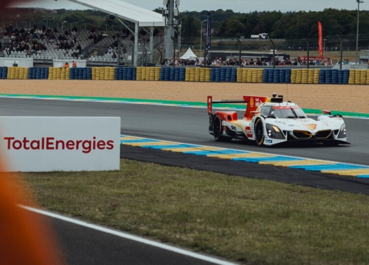 24h Le Mans, H7: BMW liderou no final da hora, já com a noite instalada