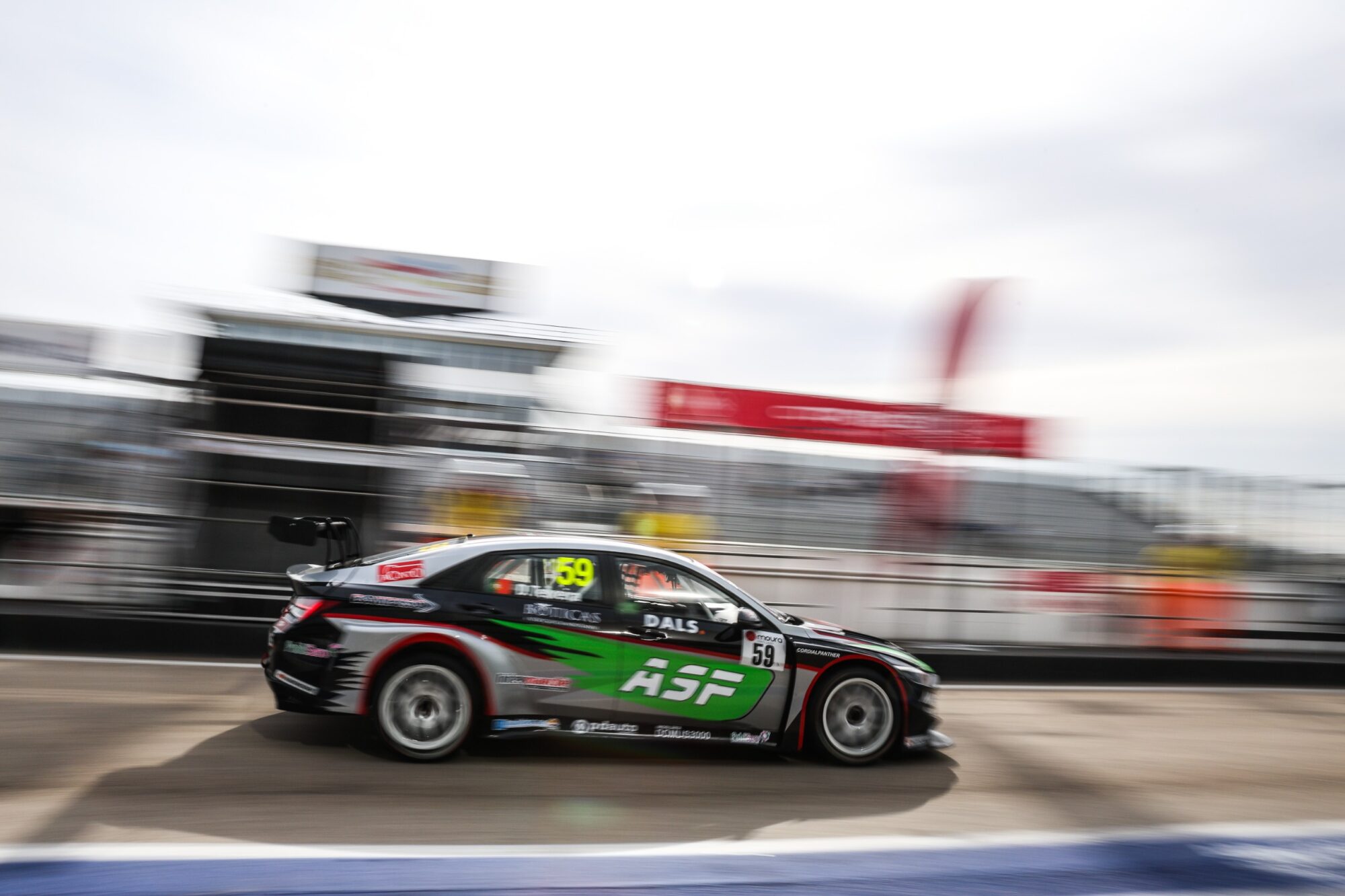 Supercars España, GTC/TC: Daniel Teixeira voltou a ser o mais rápido nas qualificações