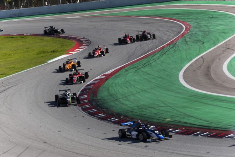 F4 Spain: Algarve recebe segunda jornada com forte representação lusa