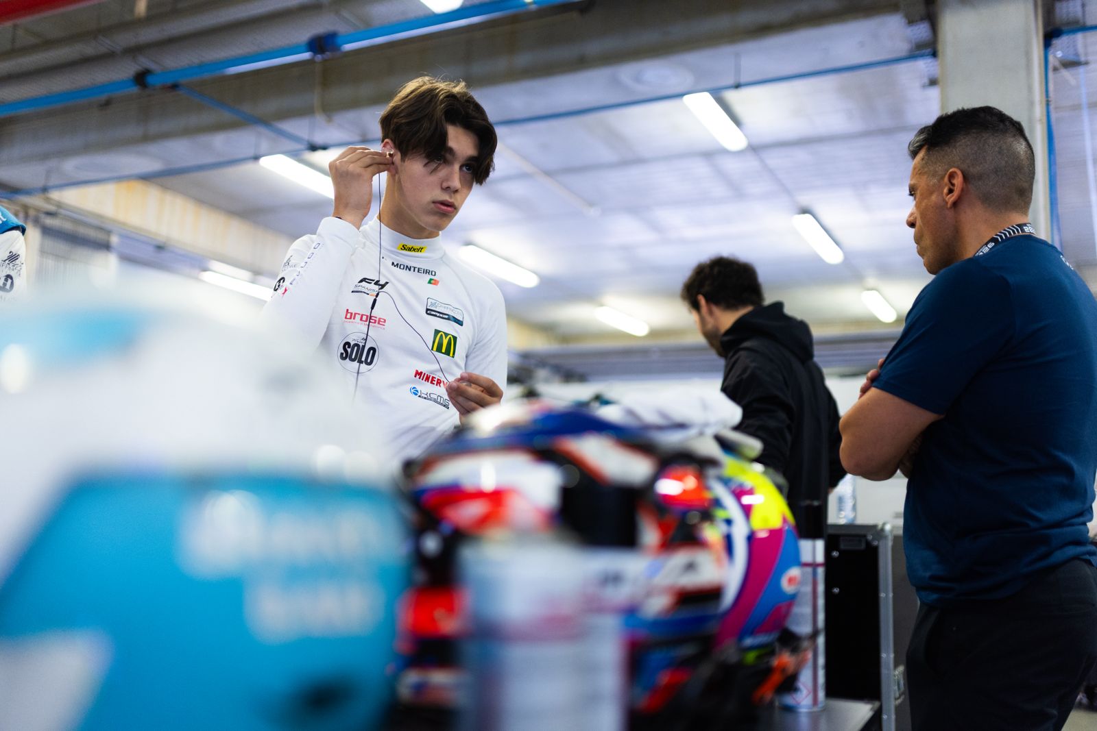 F4 Spain, Portimão: Noah Monteiro sem sorte, Max Radeck termina em oitavo na corrida 3