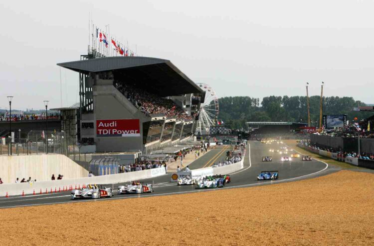 Edições marcantes Séc. XXI, 24h Le Mans 2006: A revolução ‘silenciosa’ da Audi com o motor Diesel