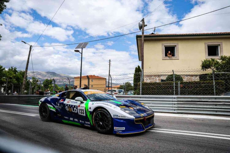 Caçoilo e Santos dominam GTX no Supercars Endurance em Vila Real